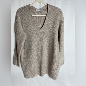 Urban Outfitters Sweater Size XS